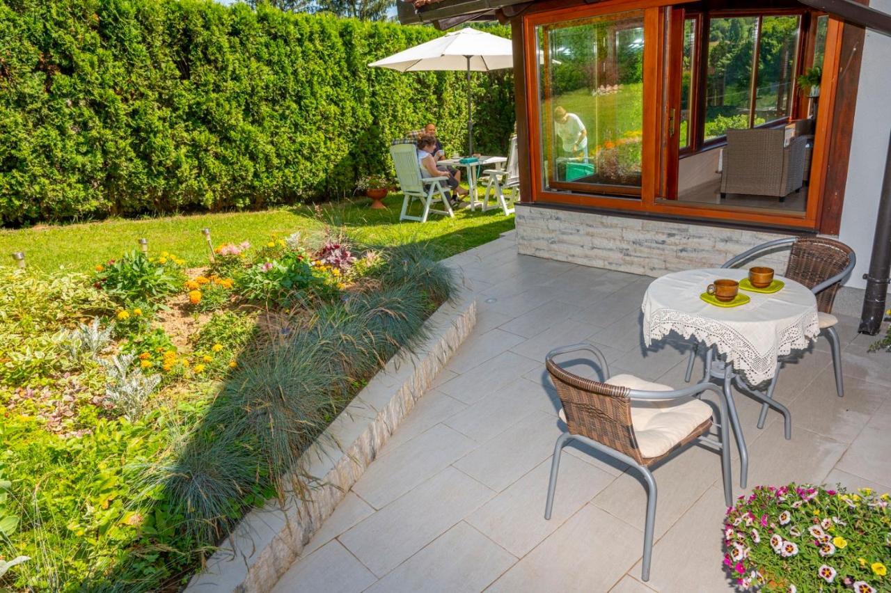 Holiday Home Mare Near River Karlovac Eksteriør bilde
